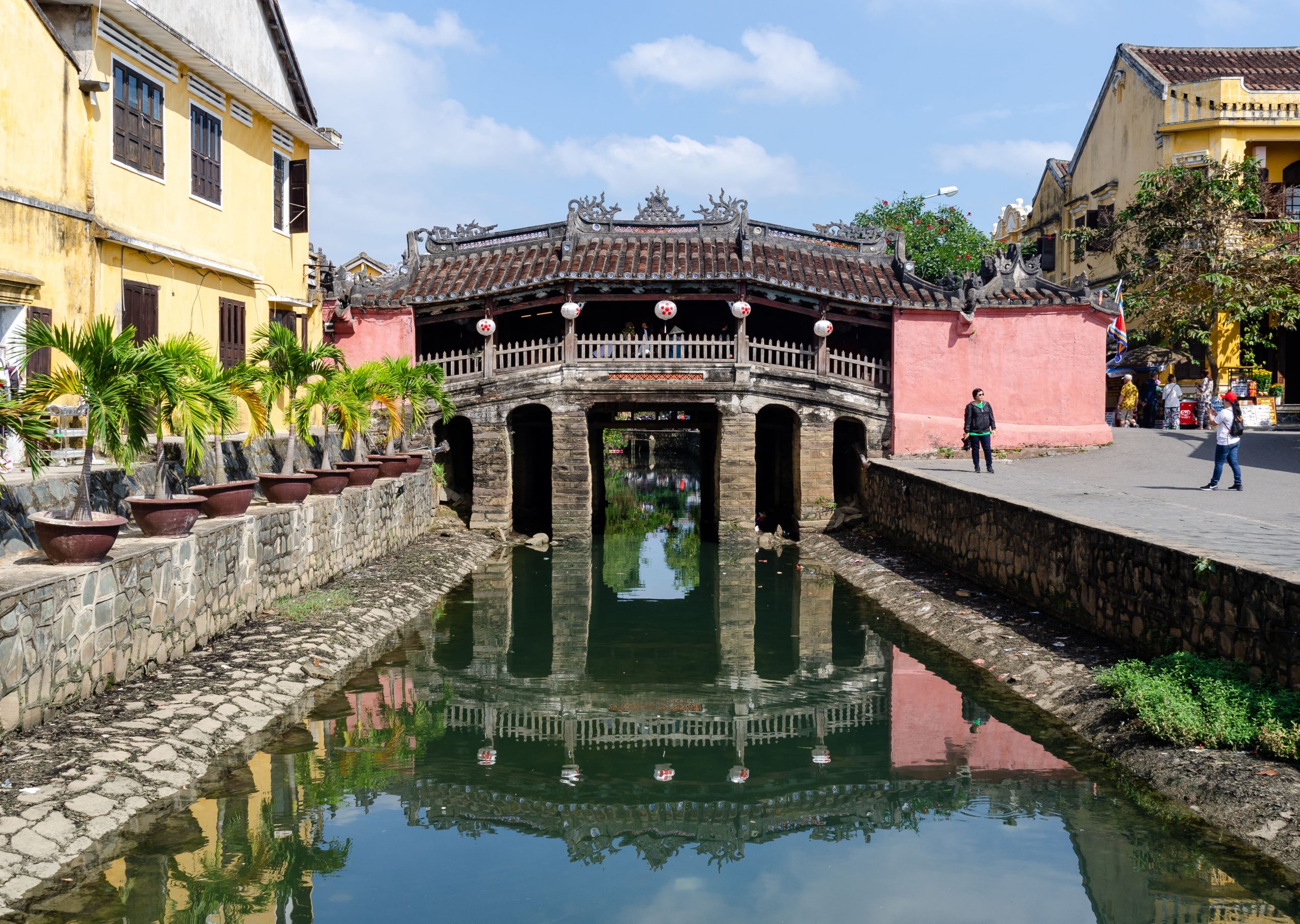 Discover Japanese Bridge – The symbol of Hoi An