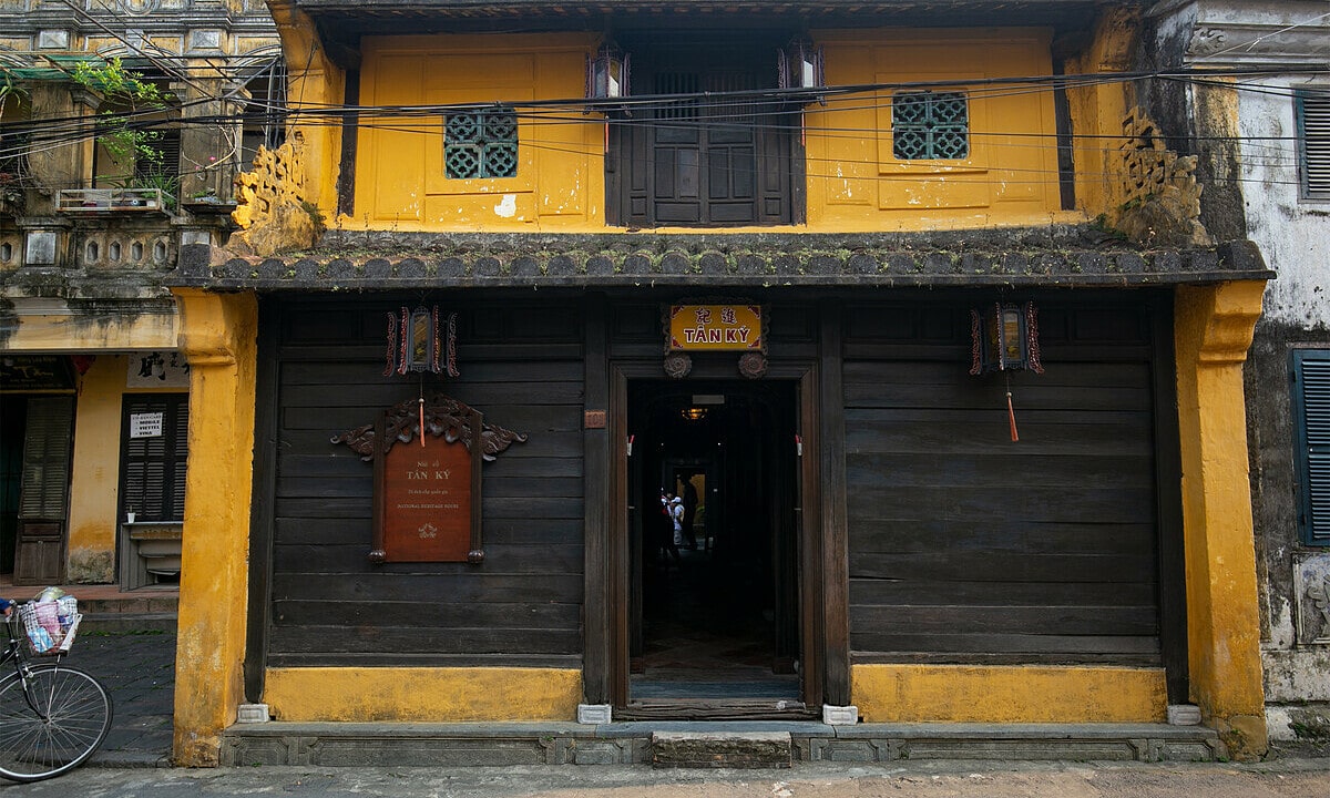 Read more about the article The Door-eye Is The Spiritual Symbol Of The People In Hoi An