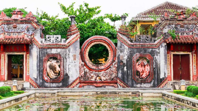 Discover A Timeless Cultural Ba Mu Temple Gate in Hoi An